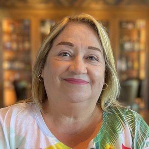 Meet your Posher, Lorena